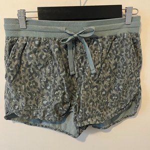 MAURICES | Women's Shorts Green Size Medium